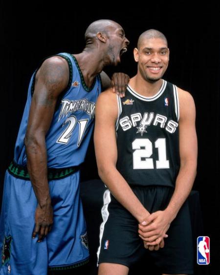 ils se chambrent les hommes de la nba .mais pas sur le terrain